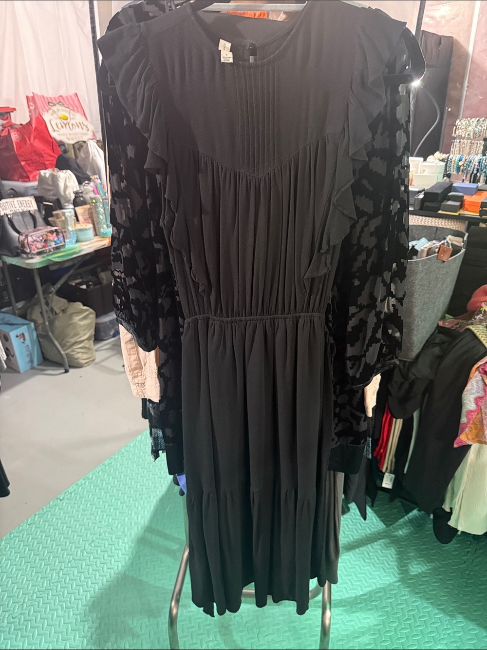 Gentle fawn like new beautiful dress